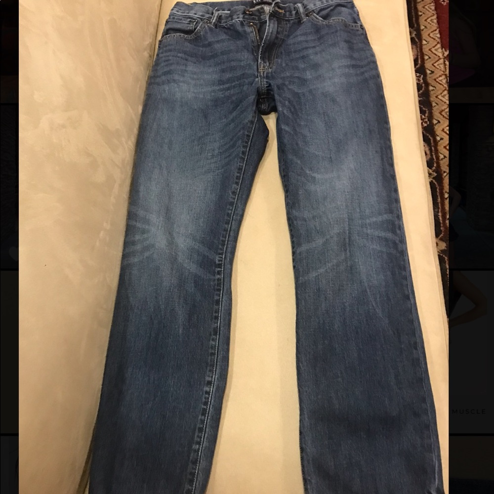 jeans